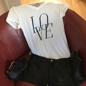 Adorable ! Leather look shorts vneck LOVE Tee!